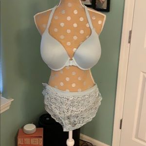 38DDD Victoria’s Secret bra and XL panties